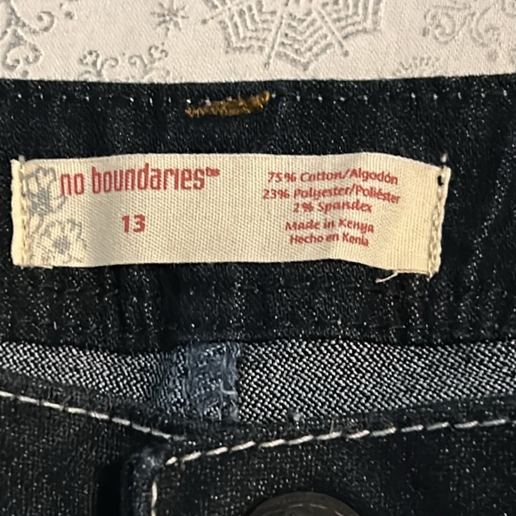 NWT novo crop - Picture 7 of 8